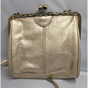 Vintage Gold Evening Bag With Ornate Clasp Chain Strap elegant chic glam dainty